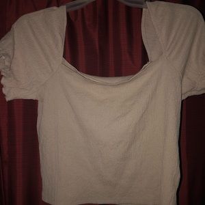 Puffy sleeved blouse